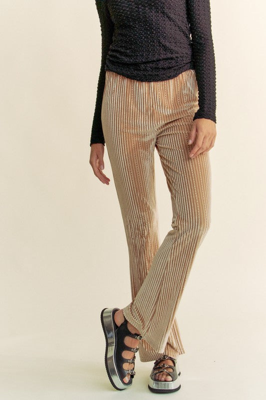 Davi & Dani Elastic Waist Knit Flare Pants